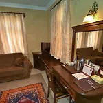 Royal Stone - Отель 3*