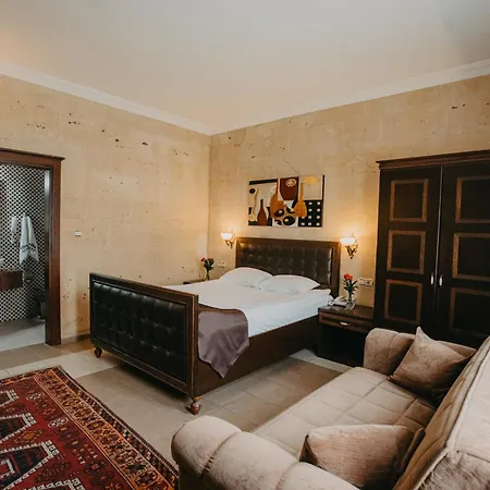 Royal Stone - Hotel 3*