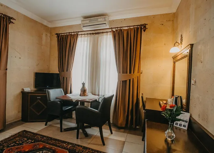 فندق رويال ستون هاوسز - غوريم