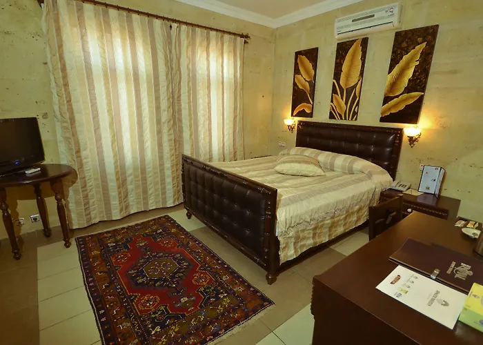 رويال ستون هاوسز - غوريم فندق